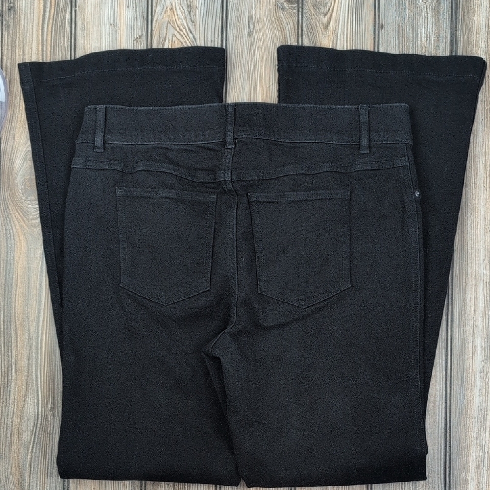 SPANX Black Flare Leg Pants - Size XL Petite - Picture 2 of 11